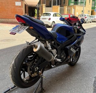Suzuki GSX-R 750 k5