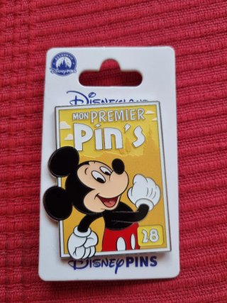 Pin Disneyland Mickey