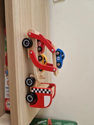 Camión de madera con remolque infantil