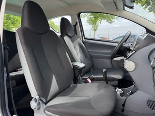Toyota Aygo 2008 PEGATINA C