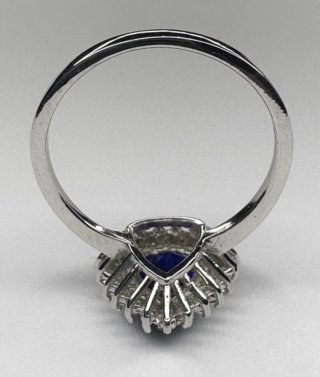 Anillo Oro Blanco 18k Zafiro y Diamantes