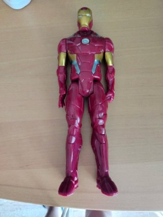 Muñecos Marvel: Iron Man y Capitán América