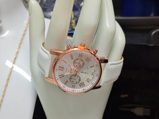 Reloj de Mujer Dorado y Blanco