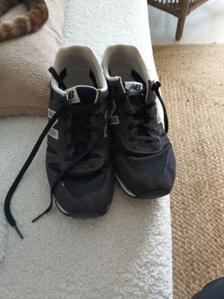 Zapatillas New Balance Negras y blancas