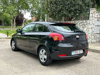 🚗 Kia Pro-Ceed 1.6 gasolina 126cv – 2008 – Etiq C