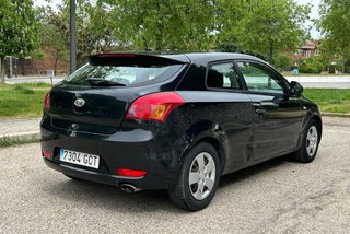 🚗 Kia Pro-Ceed 1.6 gasolina 126cv – 2008 – Etiq C