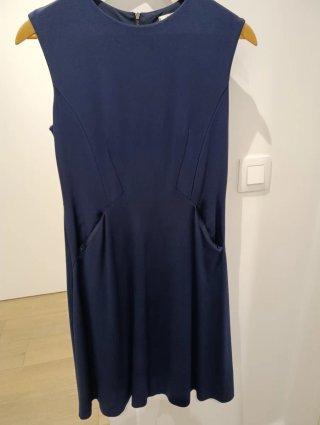 Abito blu elegante per ufficio