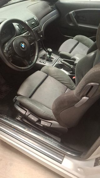 BMW Compac 2004
