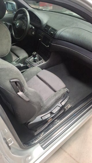 BMW Compac 2004