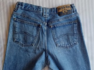Jeans vintage tiro alto