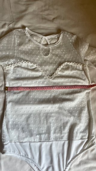 Body encaje plumeti transparente manga larga