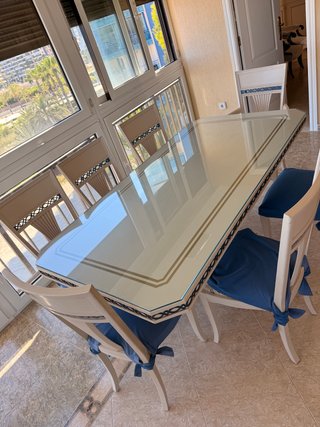 Mesa comedor madera + 7 sillas