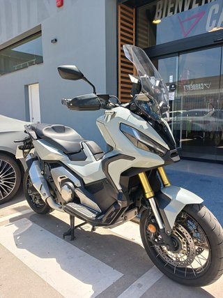 Honda X-ADV 750 Gris/Blanco