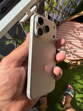 iPhone 17 Pro 512GB Plata Batería 95%