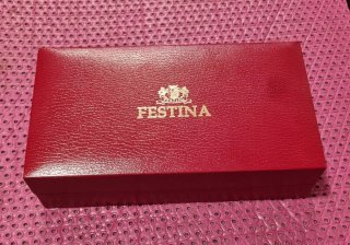 Reloj Festina Cronógrafo Rojo y Plateado