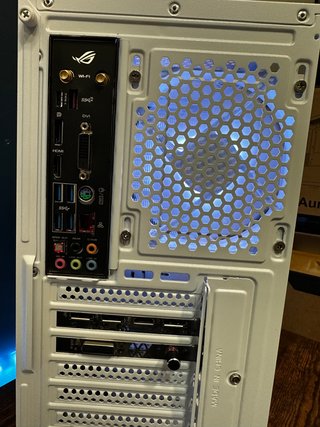 PC Gaming i7 6700k - GTX 1080 HOF - 16GB RAM