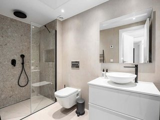 Piso en venta en Nueva Andalucía centro en Marbella