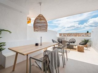 Piso en venta en Nueva Andalucía centro en Marbella