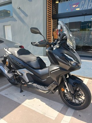 HONDA ADV 350
