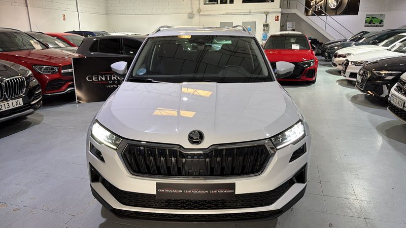 Škoda Karoq 2.0 TDI 4x4 Selection 2023, foto 2