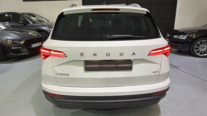Škoda Karoq 2.0 TDI 4x4 Selection 2023, foto 7