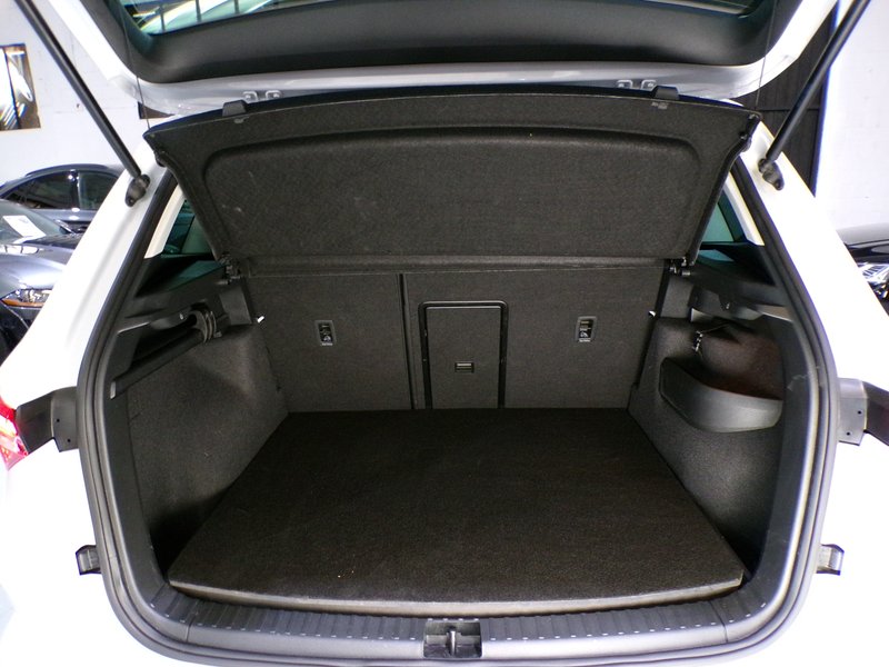 Škoda Karoq 2.0 TDI 4x4 Selection 2023, foto 13