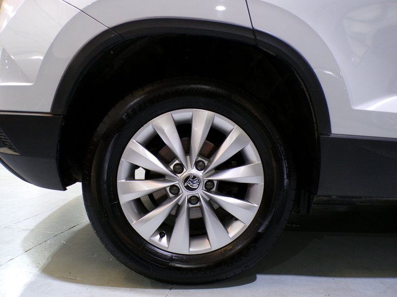 Škoda Karoq 2.0 TDI 4x4 Selection 2023, foto 12