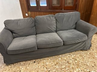 Sofá IKEA EKTORP 3 plazas como nuevo