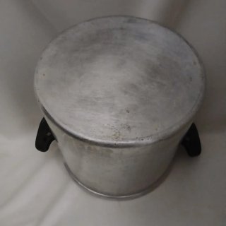 Olla Grande Aluminio con Tapa Negra