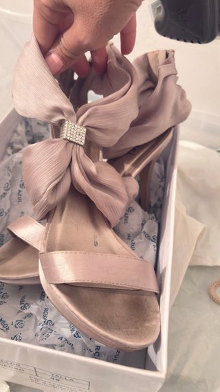Zapatos de fiesta sissei Talla 38 un