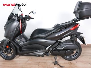 YAMAHA X-MAX 125