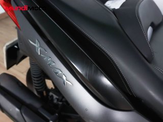 YAMAHA X-MAX 125