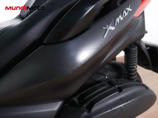 YAMAHA X-MAX 125