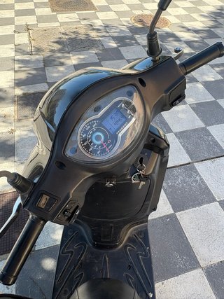 Peugeot tweet 125 2022