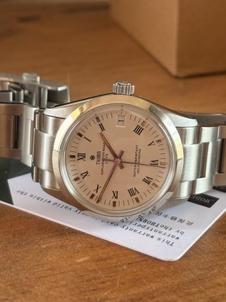 Reloj Thorn Date