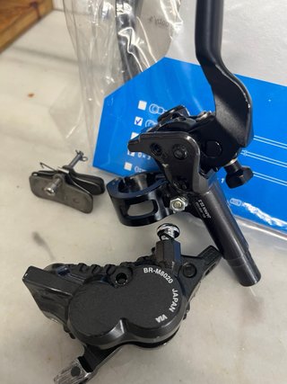 Freno Shimano XT 4 pistones + latiguillo