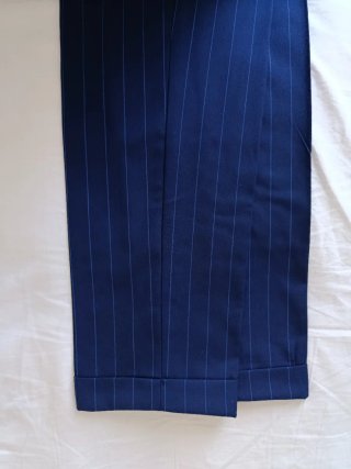 Pantalón de traje raya diplomática azul