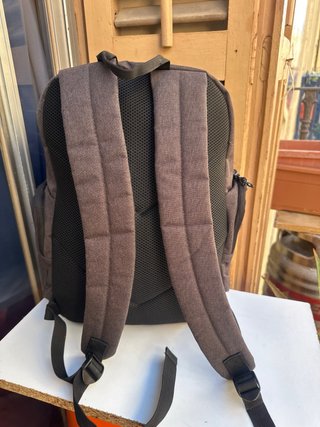 Mochila Pull&Bear gris y negra