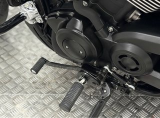 HARLEY DAVIDSON STREET 750