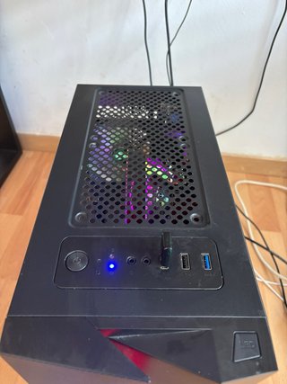 PC GAMER G22 T Teclado incluido