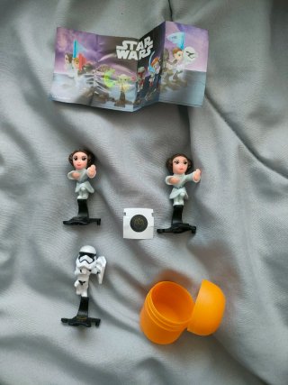Vendo/Cambio Figuras Kinder Star Wars