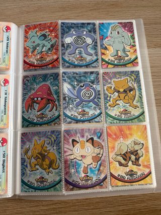 Álbum de cartas Pokémon 1999-2012