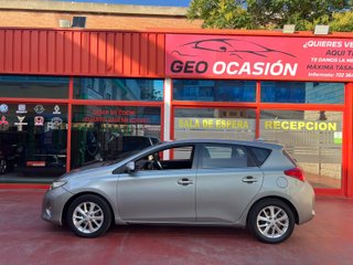 Toyota Auris 2014