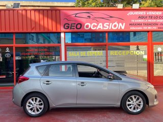 Toyota Auris 2014