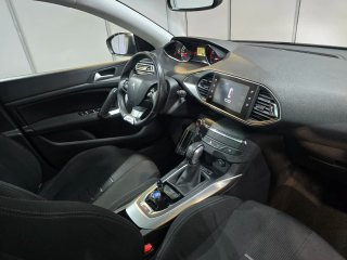 Peugeot 308 2014