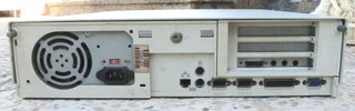 PC sobremesa Dell DPS Intel P100 vintage. Win98