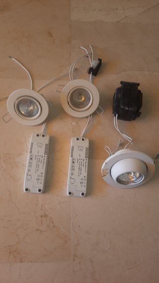 3 Focos LED