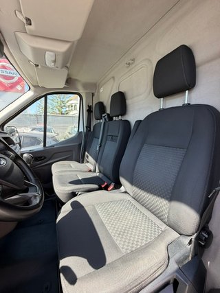Ford Transit 2023
