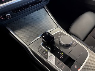BMW 330e