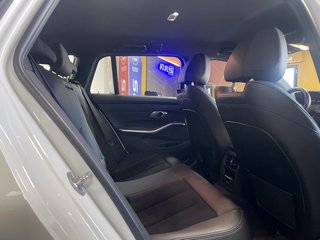 BMW 330e